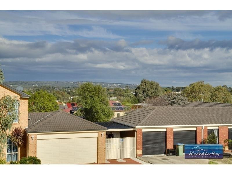 11 Chadacre Place, Mornington VIC 3931