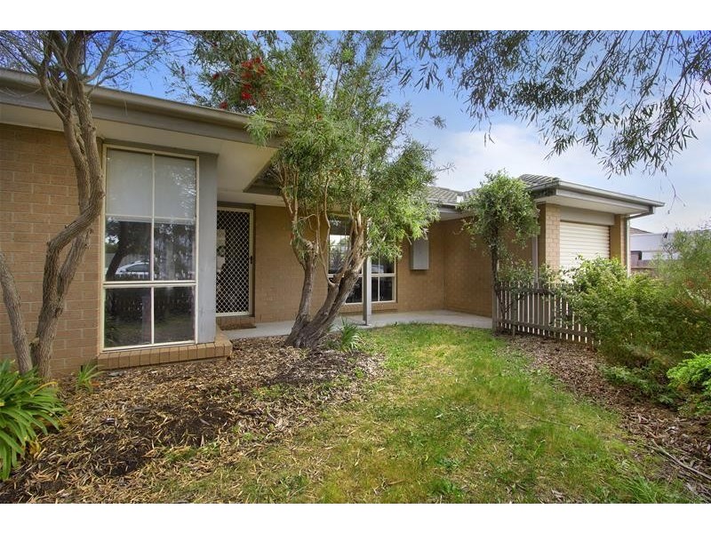 1/8 Moonah Way, Mount Martha VIC 3934