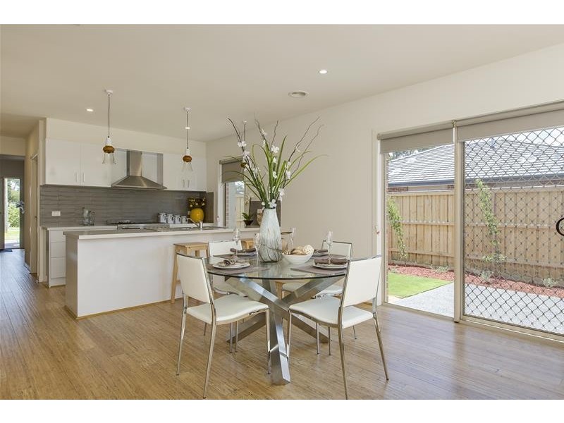 7/63 Green Island Avenue, Mount Martha VIC 3934