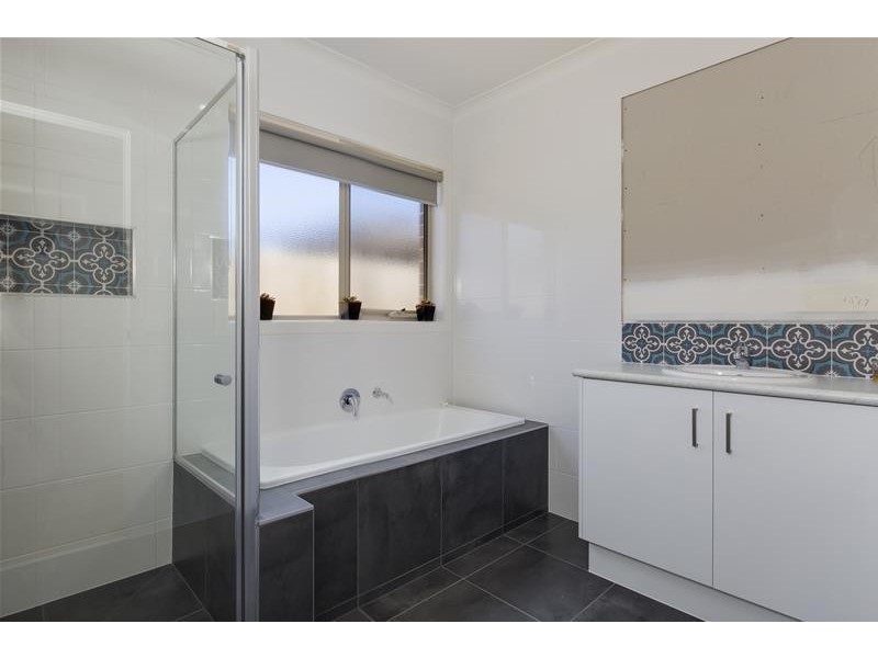 7/63 Green Island Avenue, Mount Martha VIC 3934