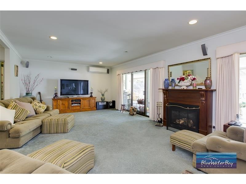 6 Monaco Parade, Dromana VIC 3936