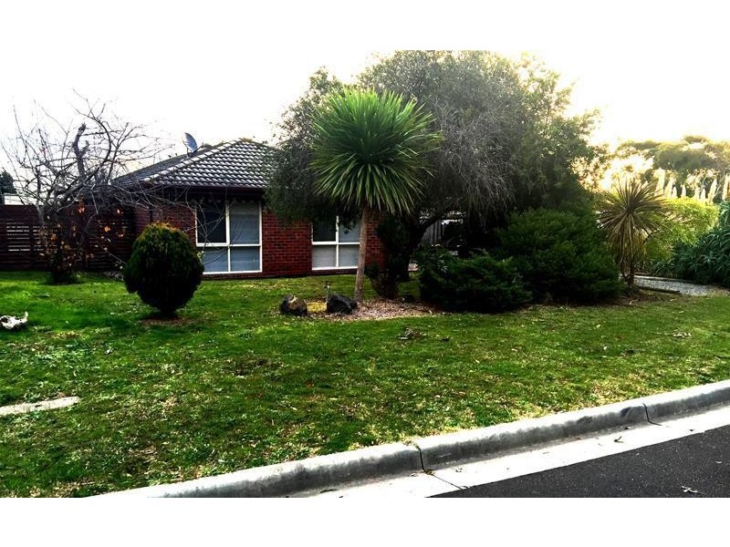 26 Parwan Crescent, Mornington VIC 3931