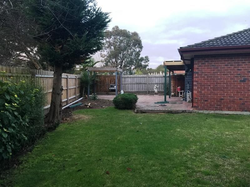 26 Parwan Crescent, Mornington VIC 3931