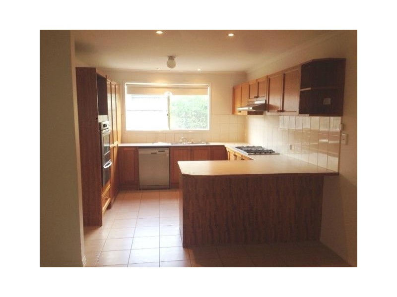 39 Noah Close, Mornington VIC 3931