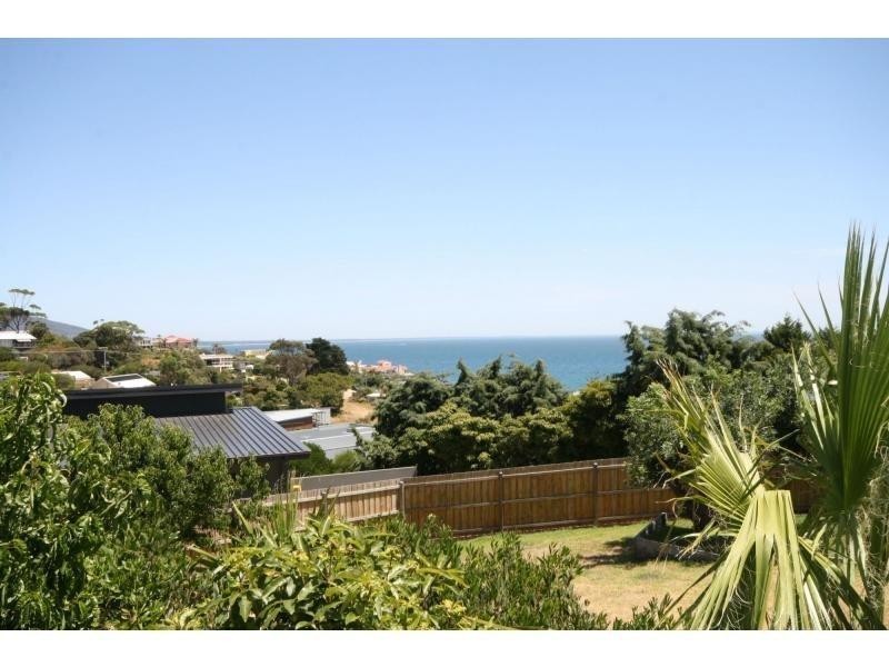 12 Fairbairn Avenue, Mount Martha VIC 3934