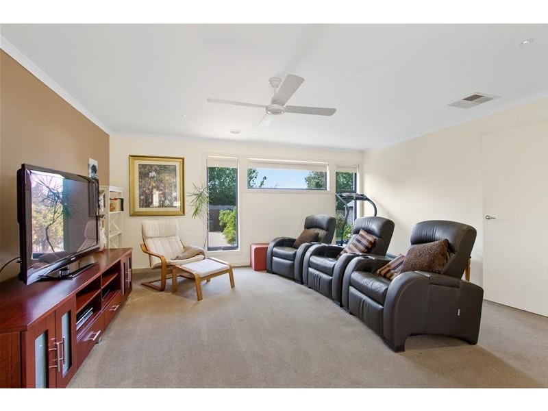 37 Serenity Way, Mornington VIC 3931