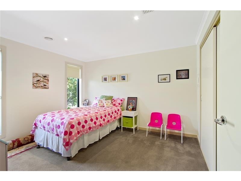 37 Serenity Way, Mornington VIC 3931