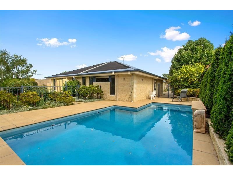 37 Serenity Way, Mornington VIC 3931