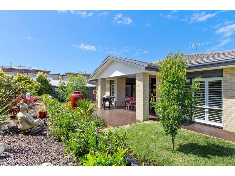 4 Windmill Parade, Mount Martha VIC 3934