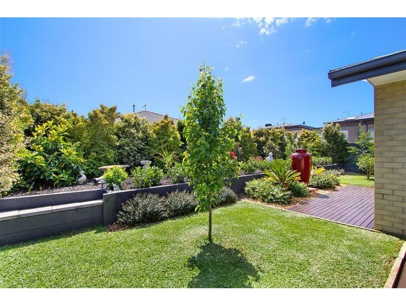 4 Windmill Parade, Mount Martha VIC 3934