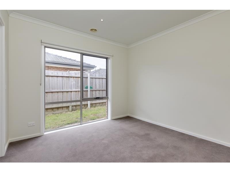 24/300 High Street, Hastings VIC 3915