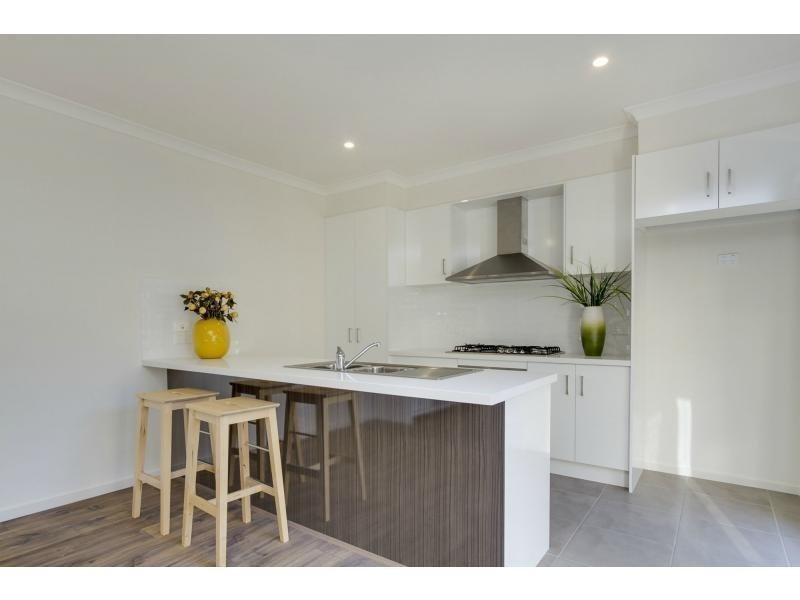 8/15 Dulnain Street, Mount Martha VIC 3934