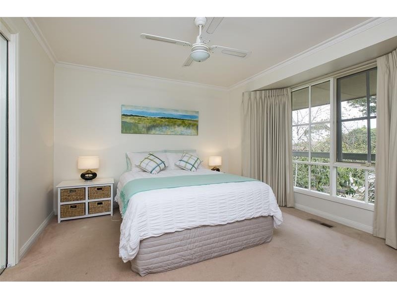 24 Weber Drive, Mornington VIC 3931