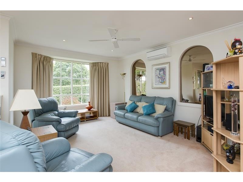 24 Weber Drive, Mornington VIC 3931