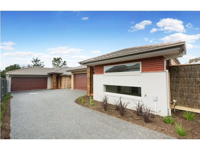 2/7 Harrap Road, Mount Martha VIC 3934