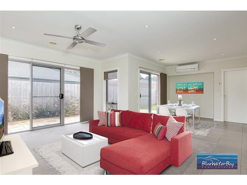 24/300 High Street, Hastings VIC 3915