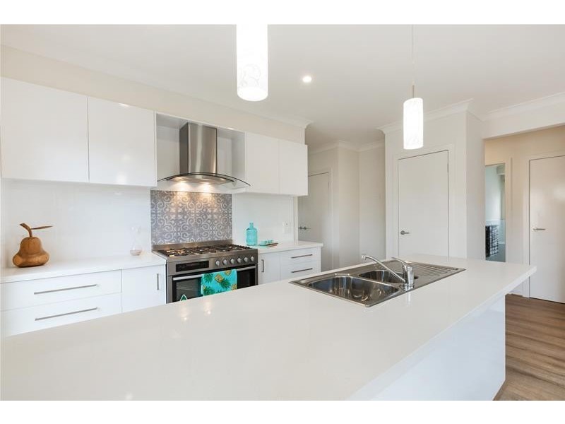 1/21-23 Kent Street, Mornington VIC 3931