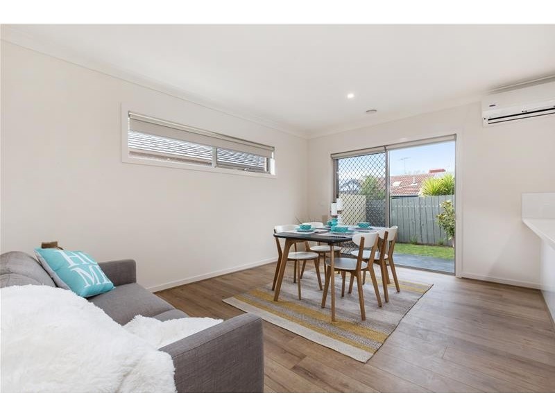 1/21-23 Kent Street, Mornington VIC 3931