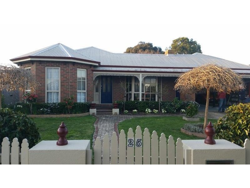 25 Hakea Drive, Mount Martha VIC 3934