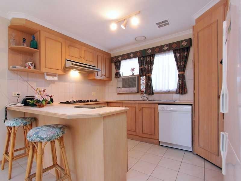 4 Hakea Drive, Mount Martha VIC 3934