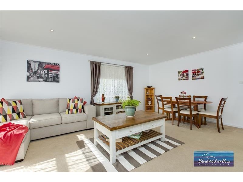 16 Tolmie Way, Mount Martha VIC 3934