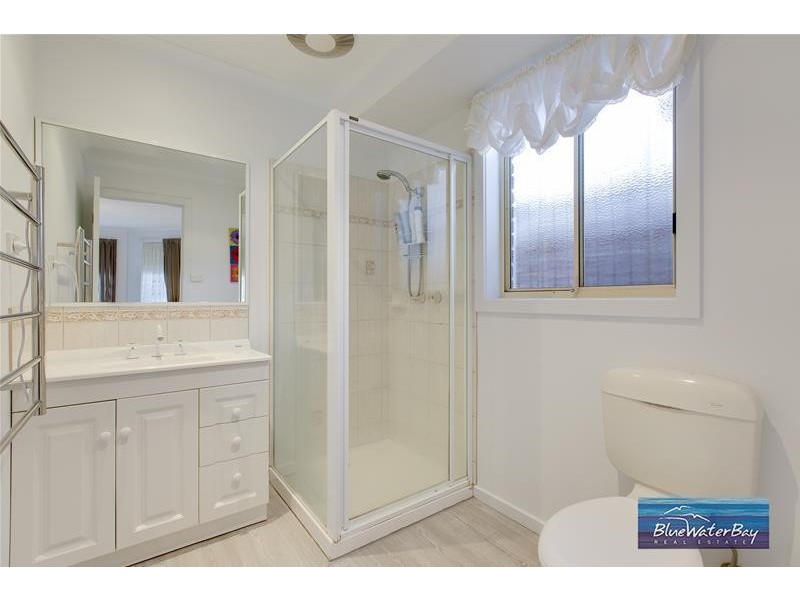 16 Tolmie Way, Mount Martha VIC 3934