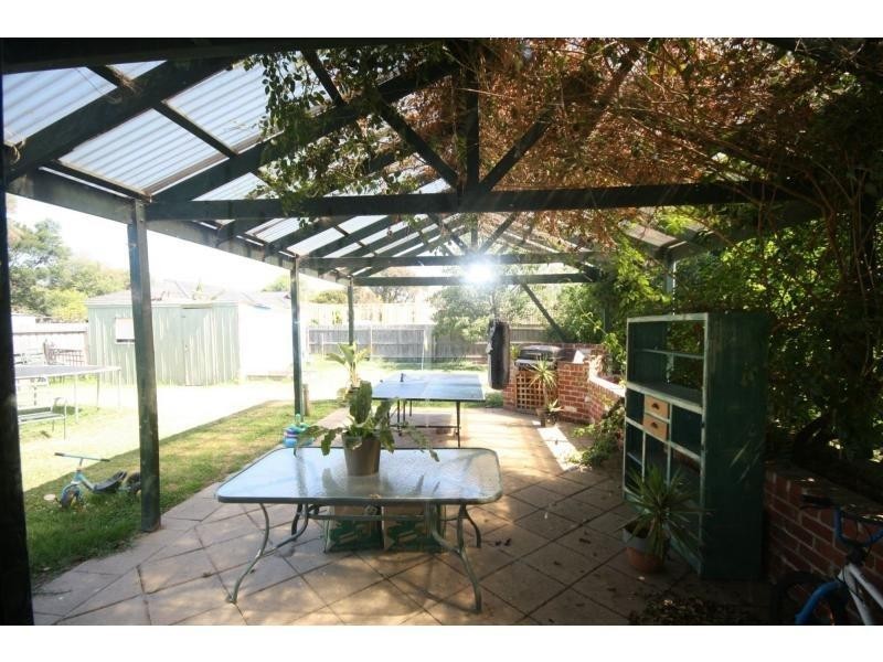 8 Troon Avenue, Mornington VIC 3931