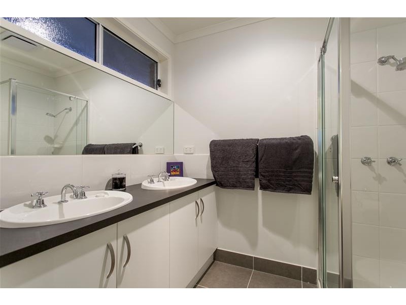 12 Marthas Walk, Mount Martha VIC 3934