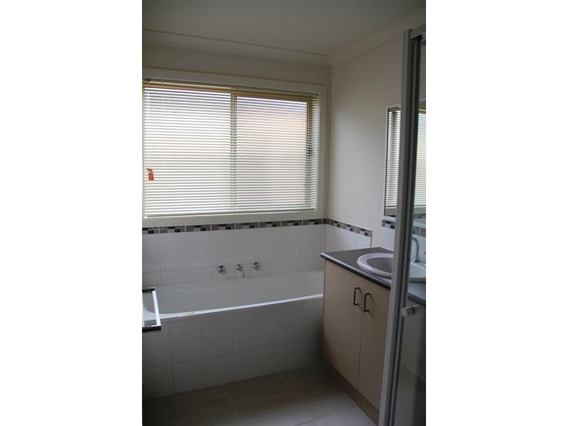 49 Szer Way, Carrum Downs VIC 3201