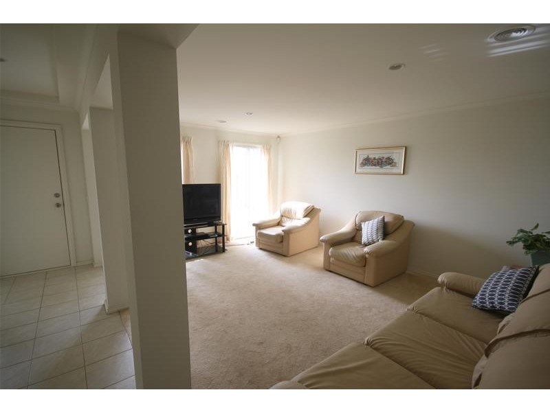 27 Frances Drive, Mount Martha VIC 3934