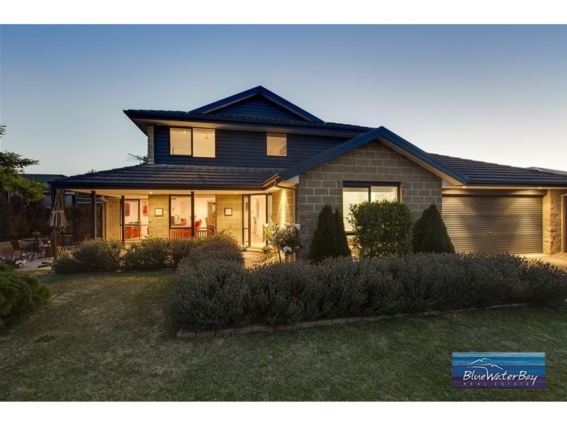 12 Beethoven Court, Mount Martha VIC 3934