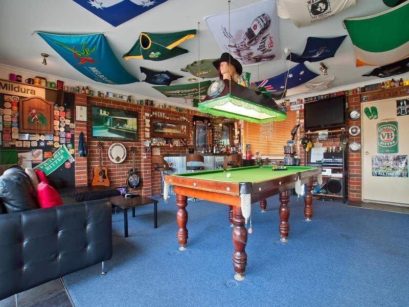 2 Pinot Place, Mount Martha VIC 3934