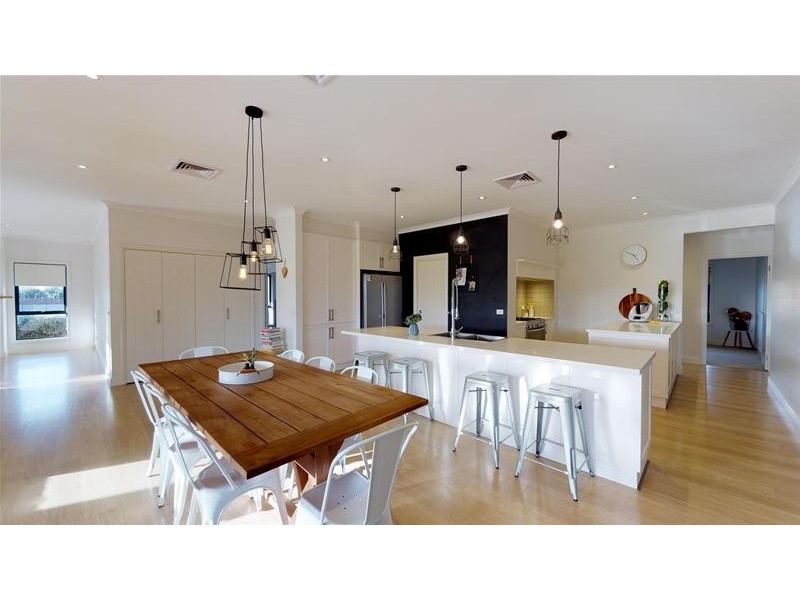 3 Carra Court, Nichols Point VIC 3501