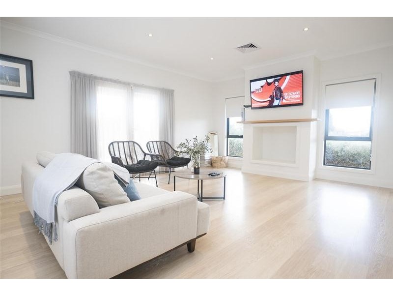 3 Carra Court, Nichols Point VIC 3501