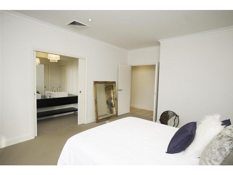 3 Carra Court, Nichols Point VIC 3501