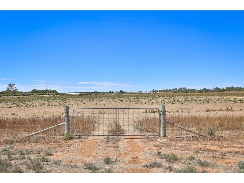 Lot /2 San Mateo & Lot 3 Deakin Avenue, Mildura VIC 3500