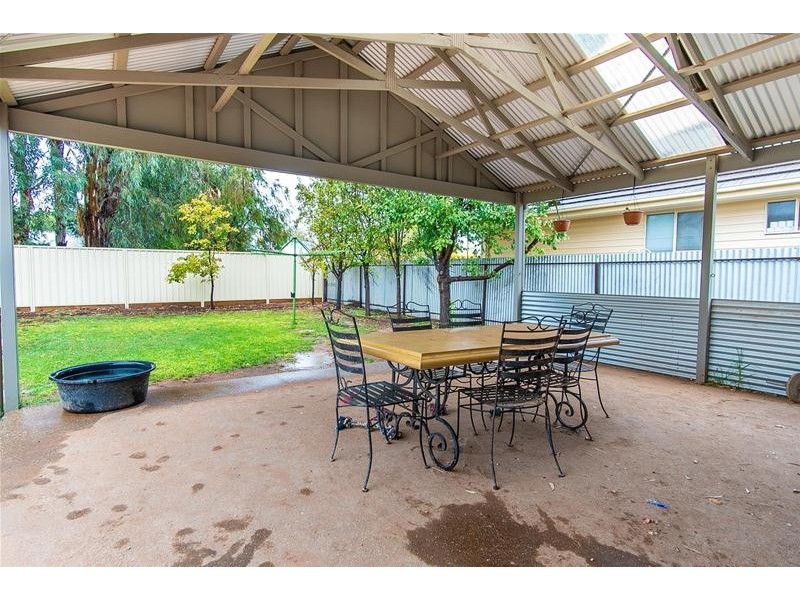 6 Leask Avenue, Mildura VIC 3500