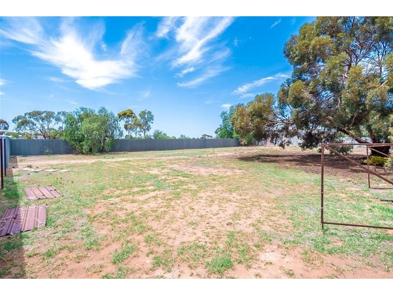 2685b Fourteenth Street, Irymple VIC 3498