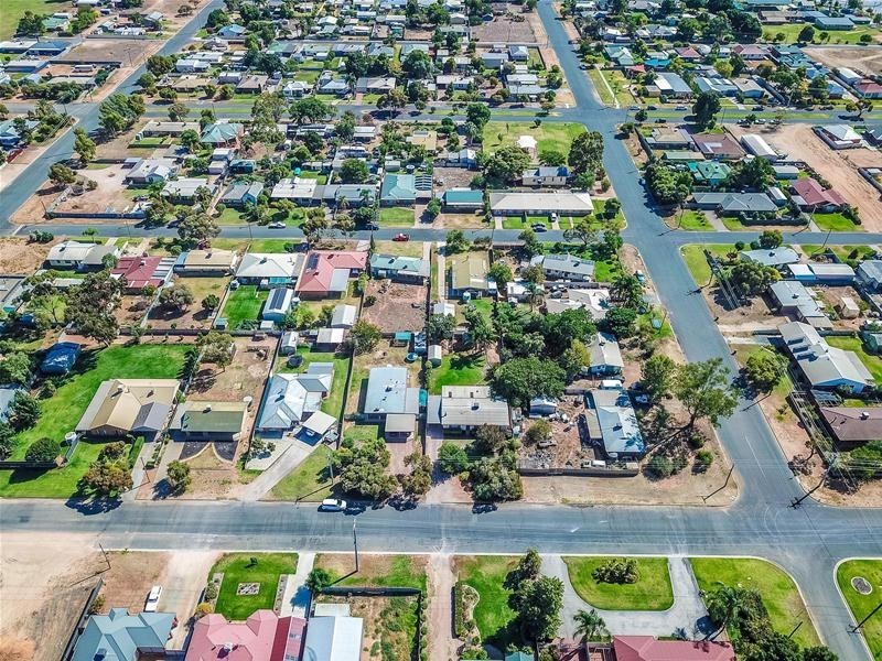 37 Nixon Street, Euston NSW 2737