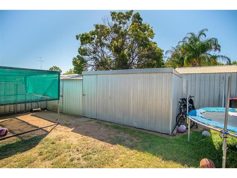 37 Nixon Street, Euston NSW 2737