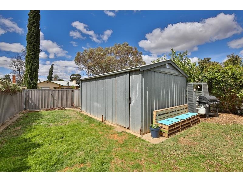 2 Oak Avenue, Mildura VIC 3500