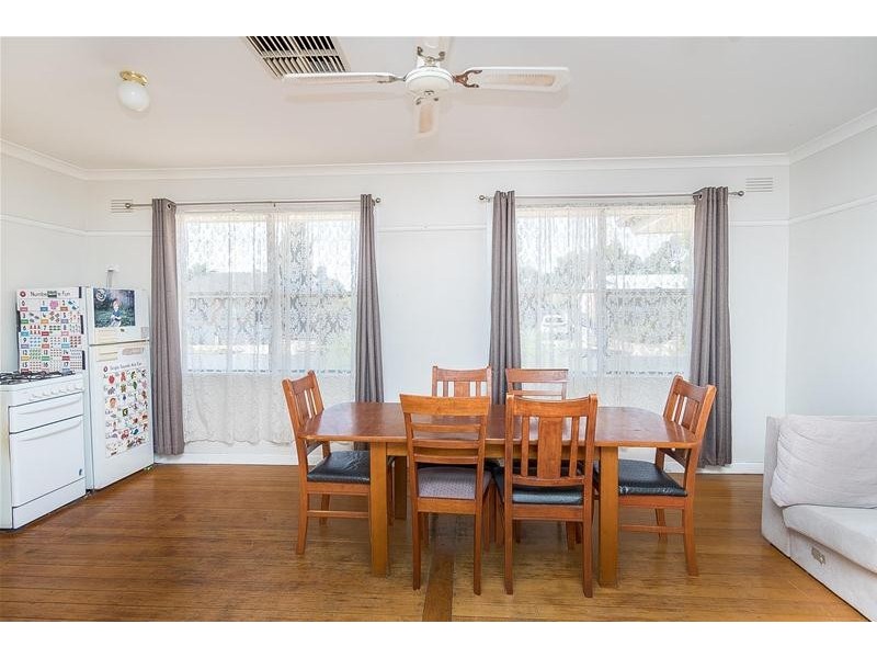 7 Hazeldene Street, Mildura VIC 3500