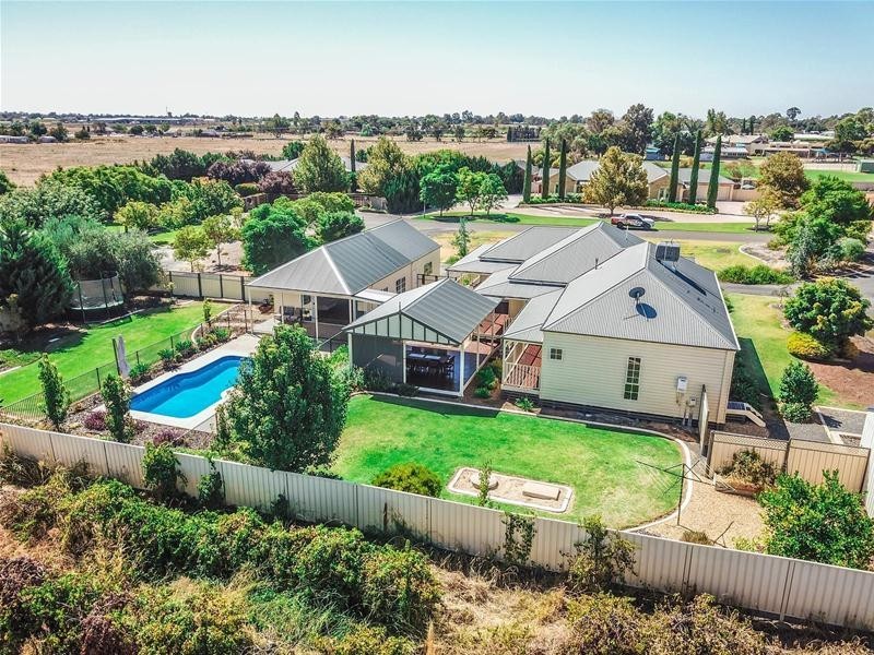 5 Angel Grove, Irymple VIC 3498