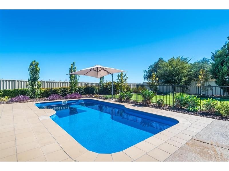 5 Angel Grove, Irymple VIC 3498