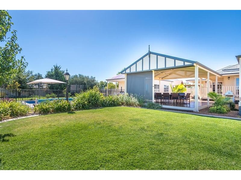 5 Angel Grove, Irymple VIC 3498