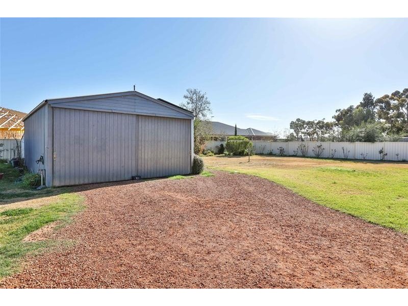 425 Ontario Avenue, Mildura VIC 3500