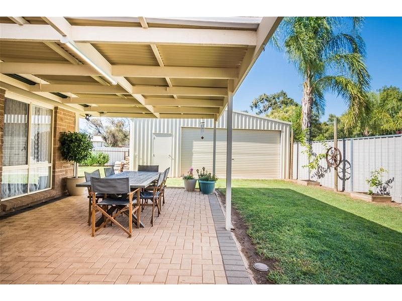 1 Pevensey Grove, Mildura VIC 3500