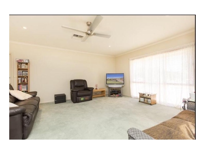 125 Wood Street, Gol Gol NSW 2738