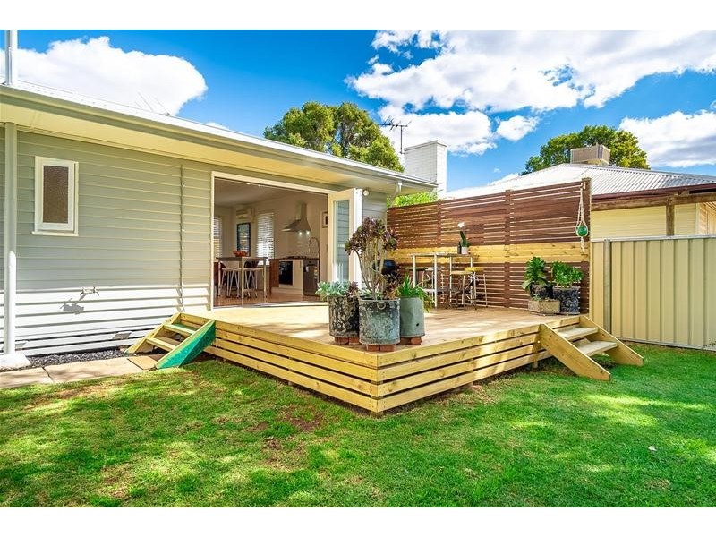 4 Jenkins Place, Mildura VIC 3500