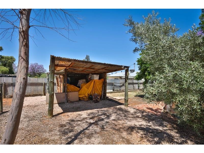 14 Chapman Street, Buronga NSW 2739